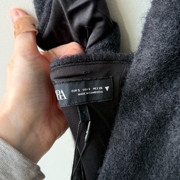 Zara Halter Top - Picture 6 of 6